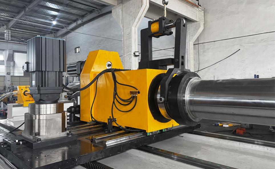 Máquina curvadora de tubos totalmente automática série CNC L com controle servo-hidráulico Máquina curvadora de tubos totalmente automática série CNC L com controle servo-hidráulico