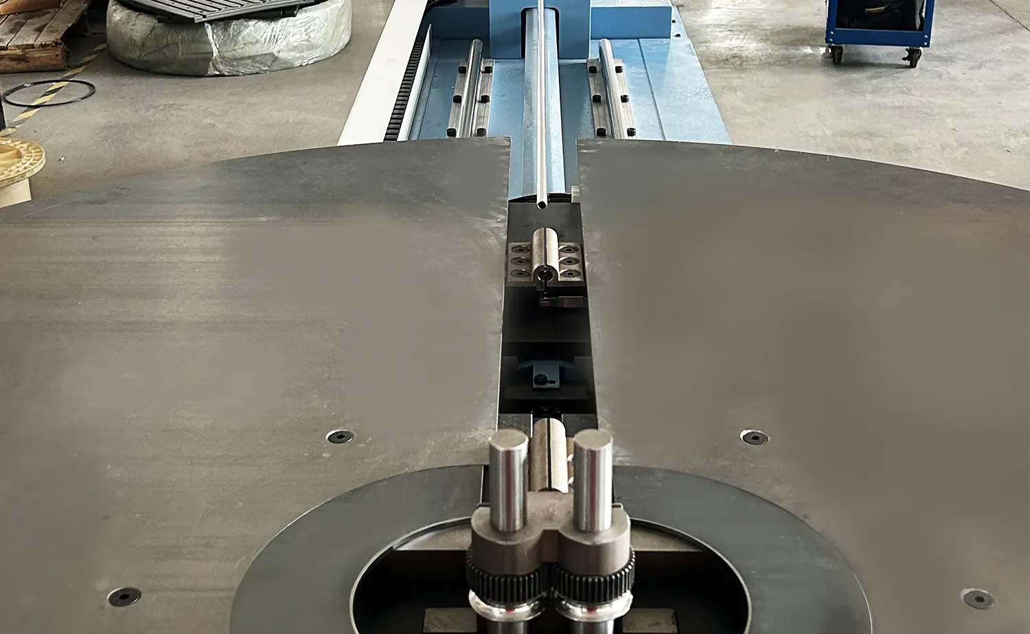 Dobrador serpentino totalmente automático série SB-20CNC