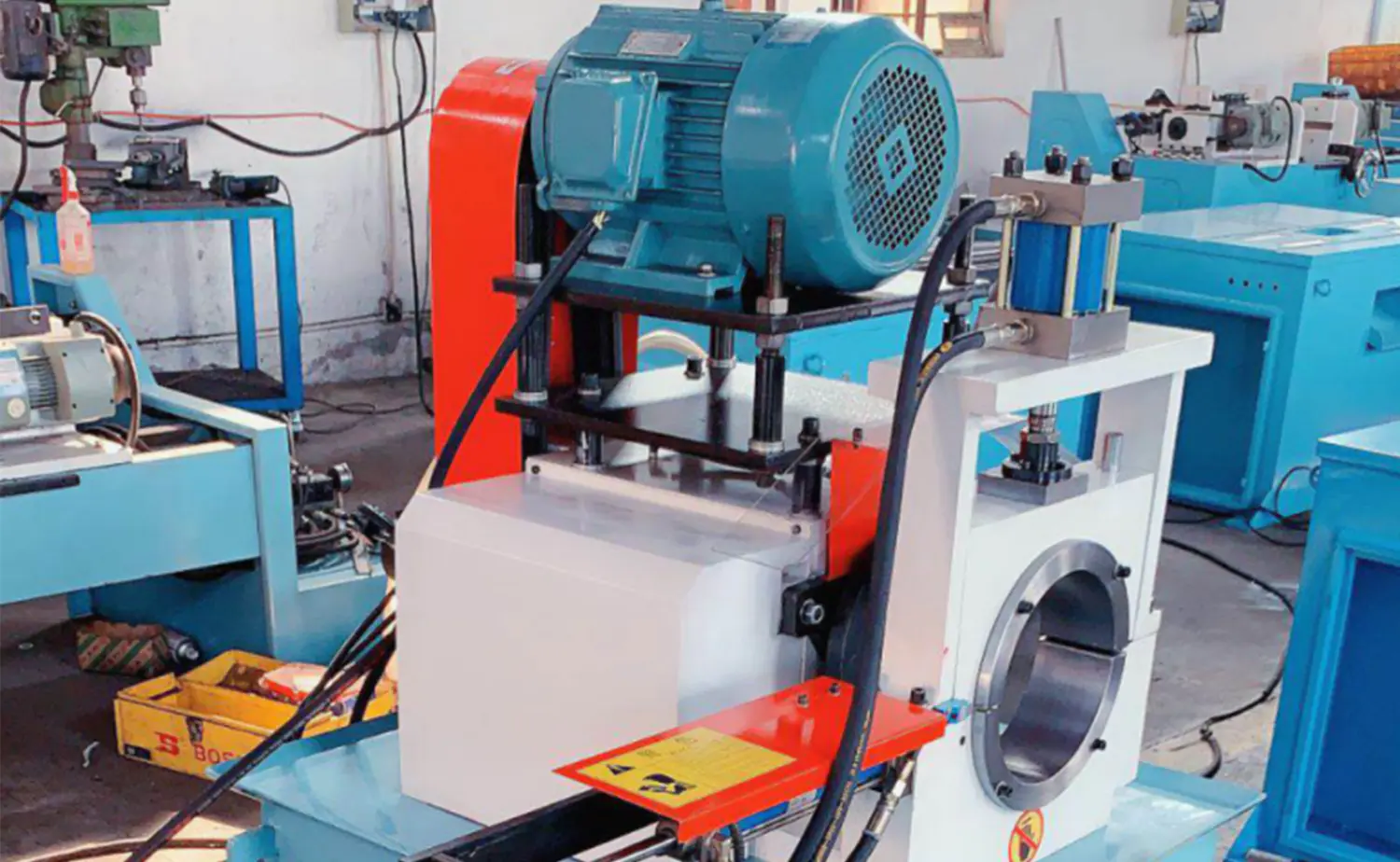 Máquina de chanfrar tubo de cabeça única série EF PV2 para tubos de metal Máquina de chanfrar tubo de cabeça única série EF PV2 para tubos de metal