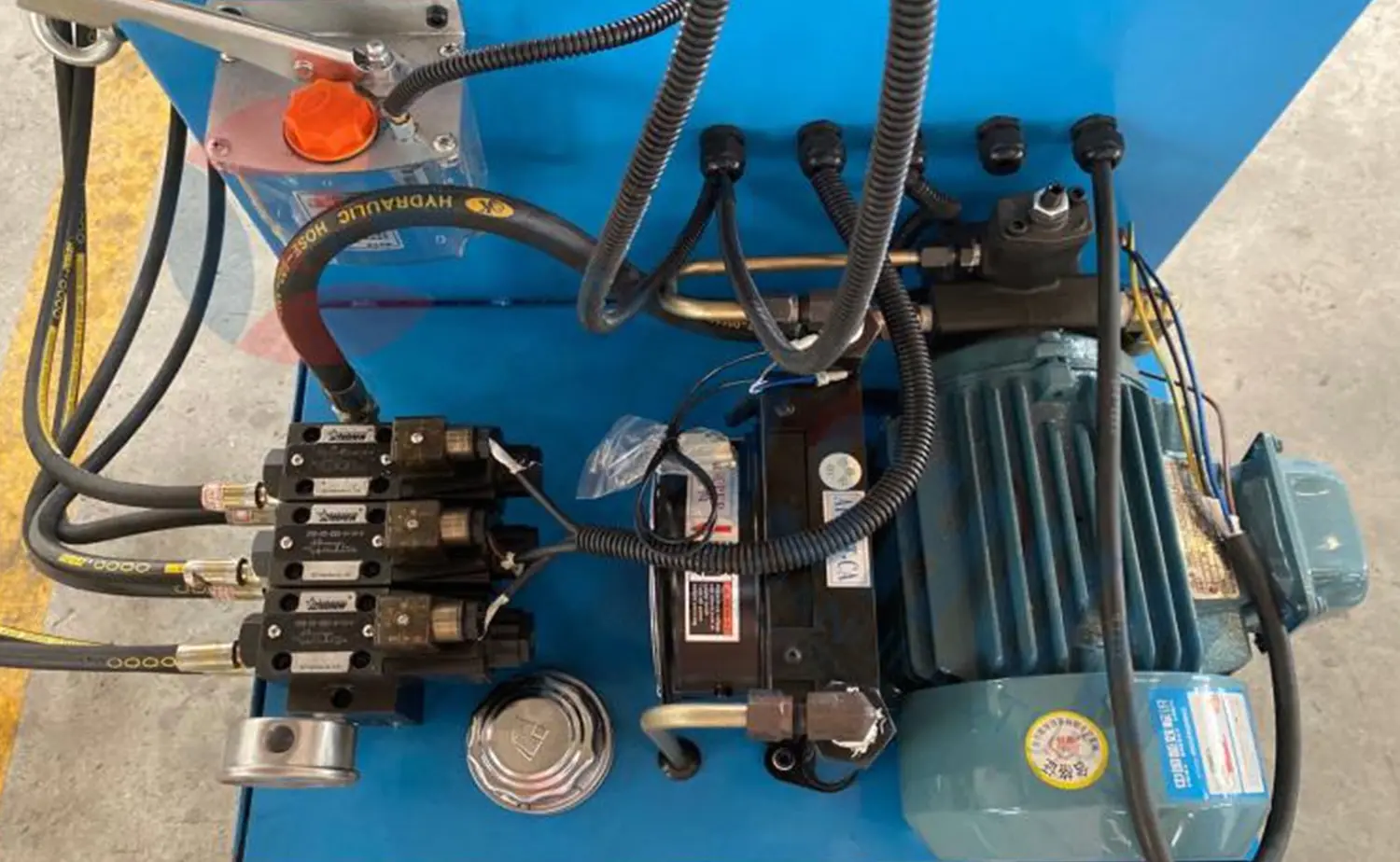 Máquina de chanfrar tubo de cabeça única série EF PV2 para tubos de metal Máquina de chanfrar tubo de cabeça única série EF PV2 para tubos de metal