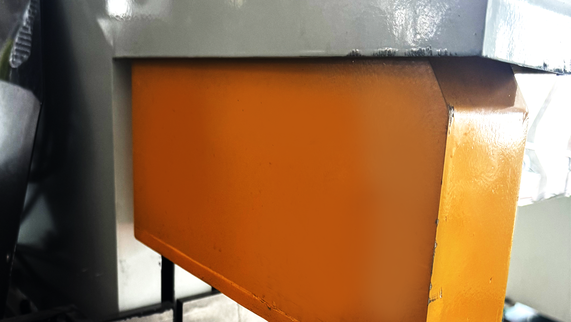Máquina de corte semiautomática horizontal de alumínio ESH