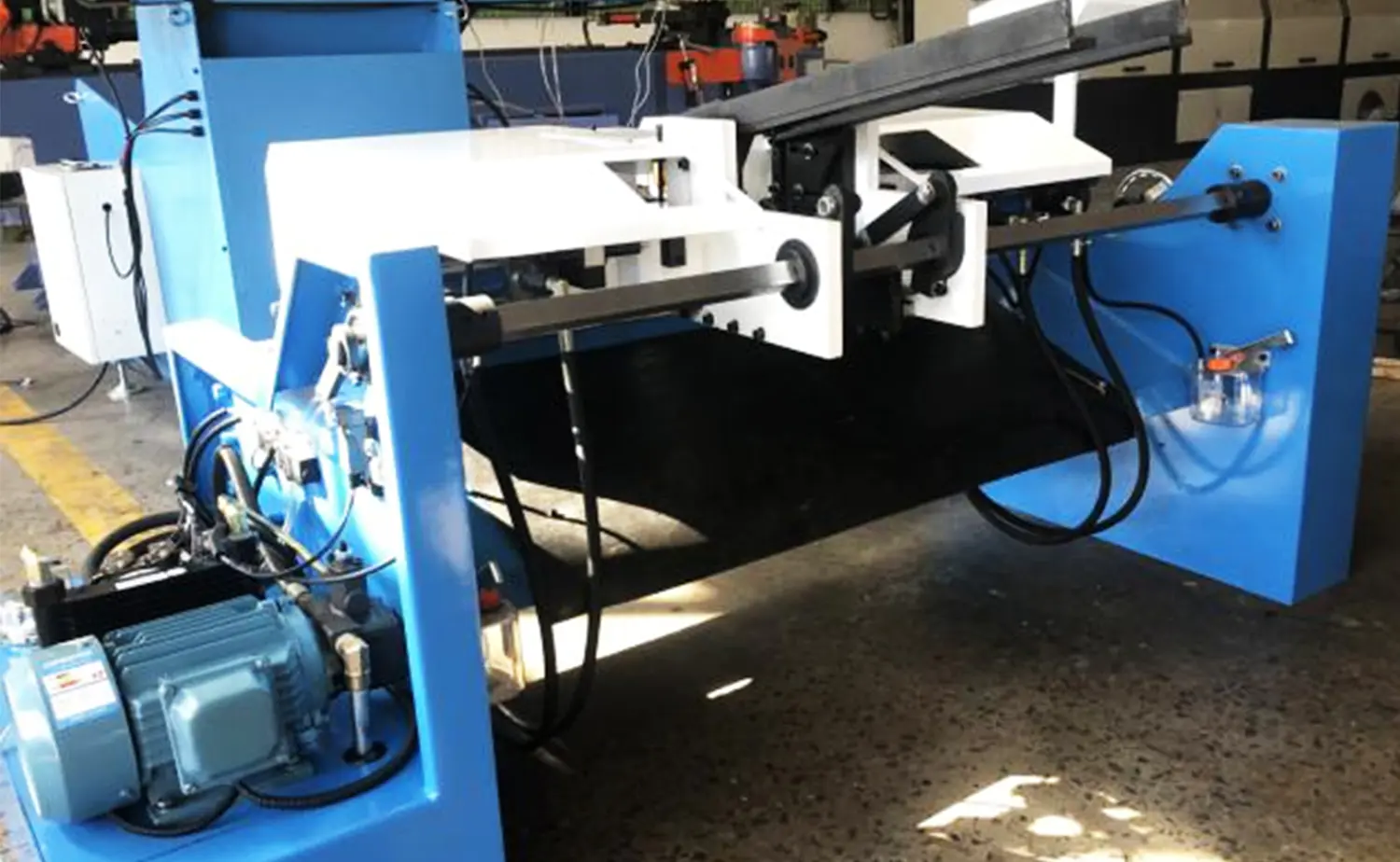 Máquina de chanfrar tubo hidráulico de cabeça dupla série DEF PV Máquina de chanfrar tubo hidráulico de cabeça dupla série DEF PV