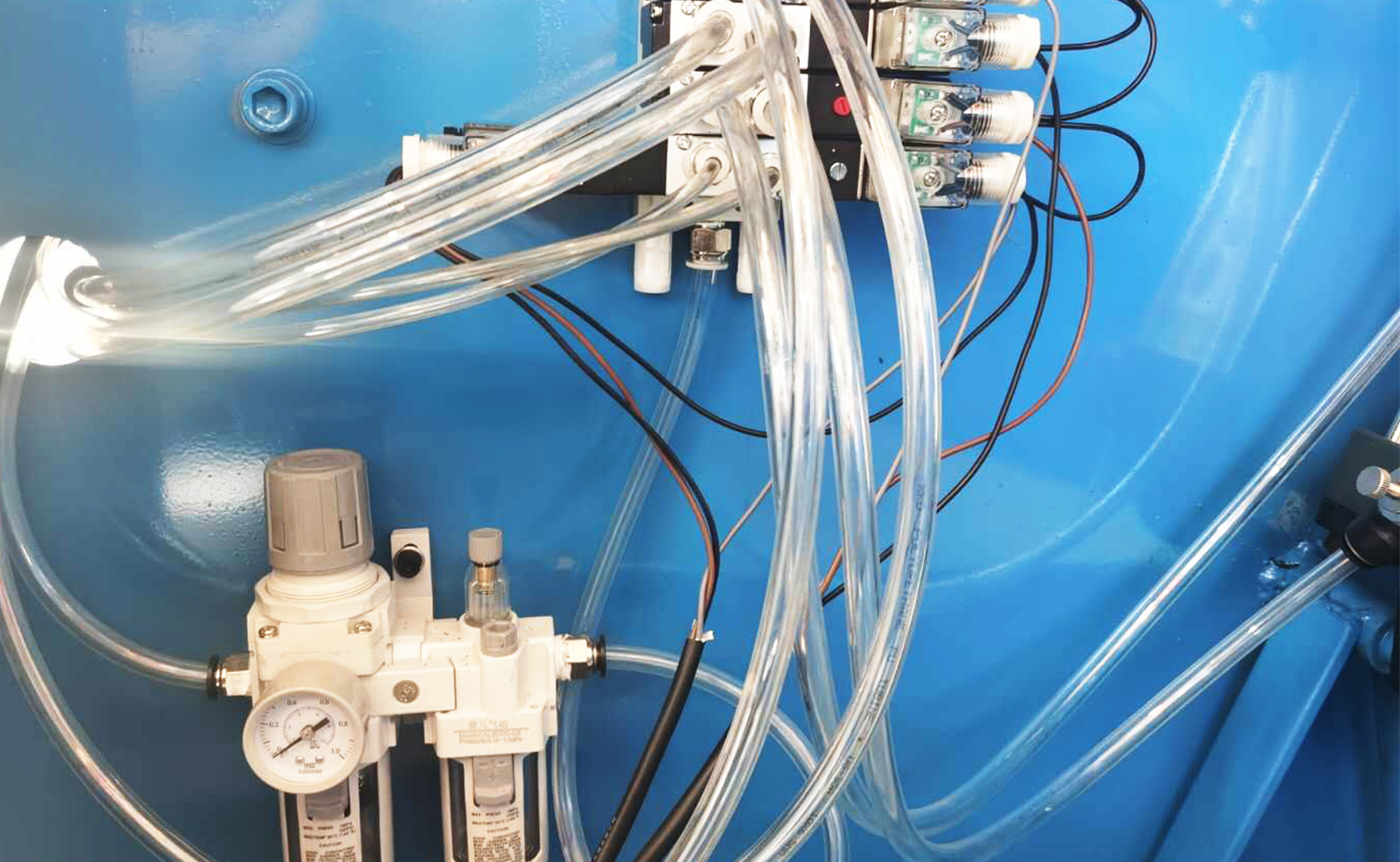 Máquina de chanfrar tubo multilateral de cabeça dupla série DEF AC Máquina de chanfrar tubo multilateral de cabeça dupla série DEF AC
