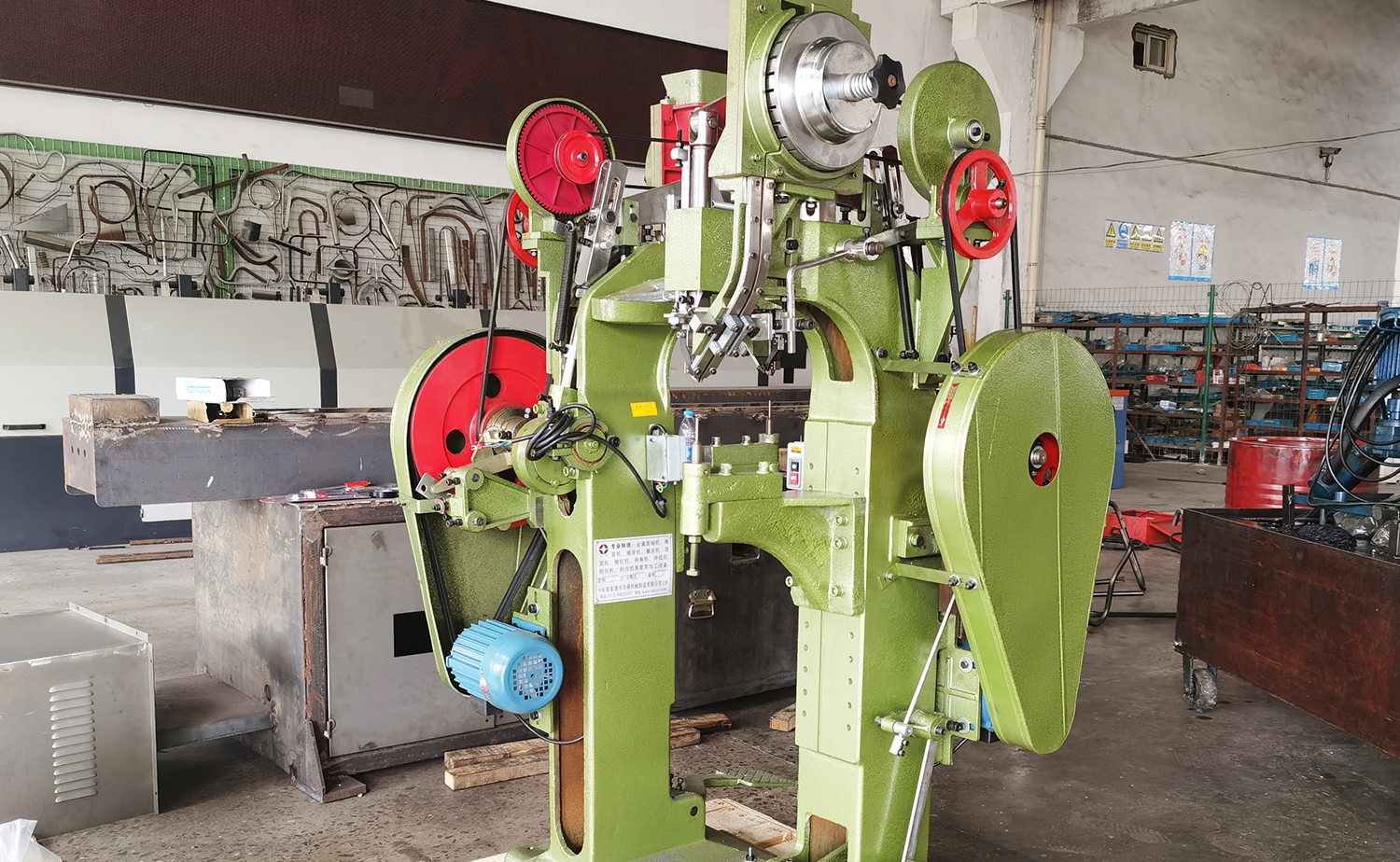 Máquina de rebitagem automática de impacto de alimentação SX-60